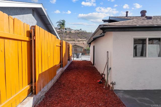 10410 Fairhill Drive, Spring Valley CA: https://media.crmls.org/mediaz/27062aea-fd68-448c-8fd1-a0d6713a74a4.jpg