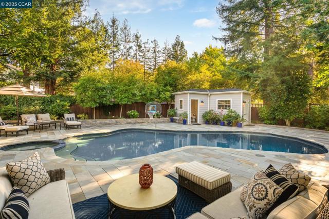 222 Still Creek Rd, Danville CA: https://media.crmls.org/mediaz/270697ac-86d4-4f1f-a627-5b87ef2f0efa.jpg