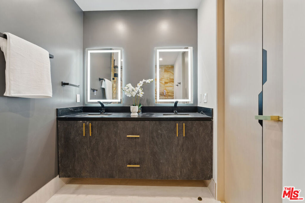 4906 Van Noord AvenueSherman Oaks image #42
