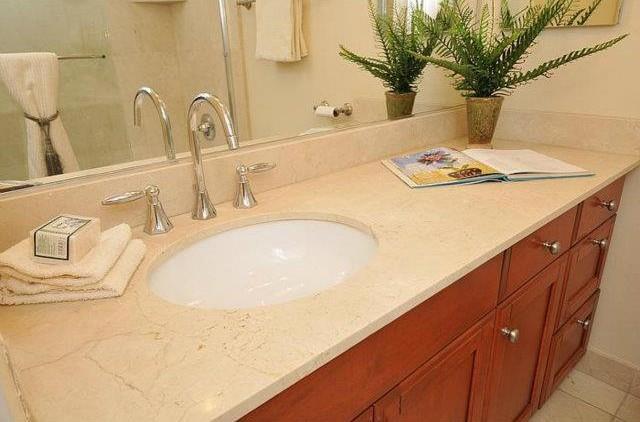 225 9th Avenue, San Mateo CA: https://media.crmls.org/mediaz/270a5076-3b68-48b7-9ed3-2f867cbc04dc.jpg