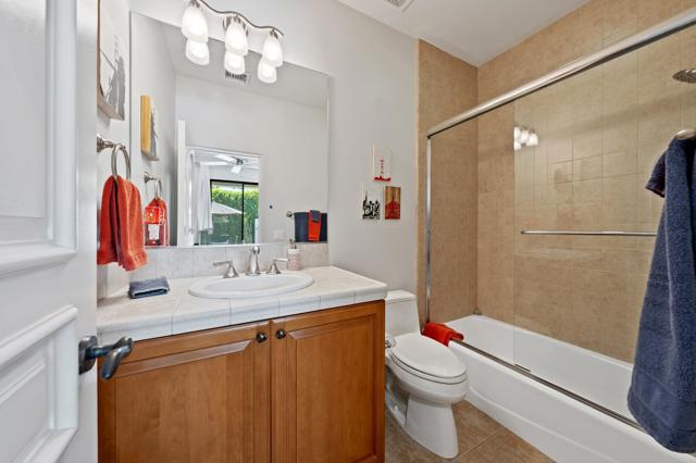 80680 Via Tranquila, La Quinta CA: https://media.crmls.org/mediaz/270b791d-2843-4109-b44b-43c4eff12f64.jpg