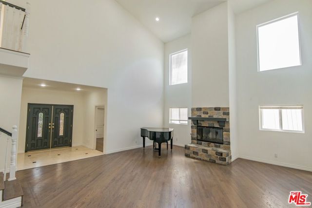 4343 Shadyglade Avenue photo 7