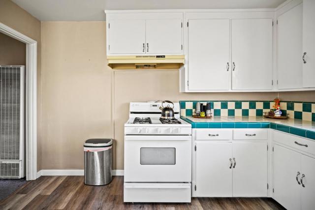 510 Francis Avenue, Seaside CA: https://media.crmls.org/mediaz/270c9122-aa04-4090-8f49-5161a7840718.jpg