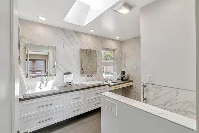 24911 Outlook Terrace, Carmel CA: https://media.crmls.org/mediaz/270cbf65-d509-4cda-a235-b006f3362a3a.jpg