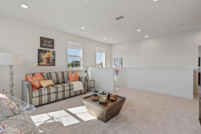 191 Scarlett Way, Hollister CA: https://media.crmls.org/mediaz/270d14f6-b614-4f11-aa5f-11f164447a33.jpg