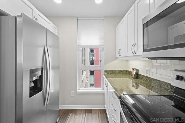 427 9th Ave., San Diego CA: https://media.crmls.org/mediaz/270d1934-f5d4-44aa-878d-05018bd1e6c2.jpg