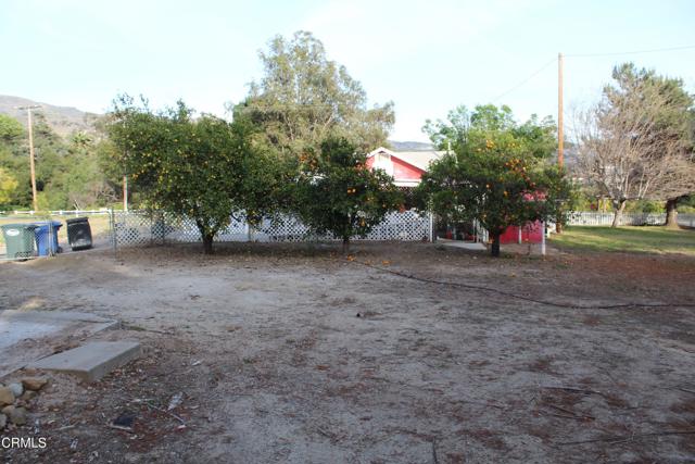 1173 Cliff Avenue, Fillmore CA: https://media.crmls.org/mediaz/270e867c-1860-4a09-b51a-a15583f45a05.jpg