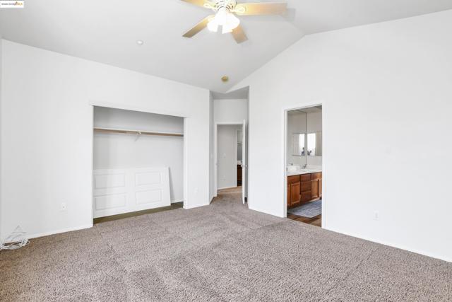 1212 landover, Brentwood CA: https://media.crmls.org/mediaz/270f43f4-b8ad-4ff3-b37b-c73691f891ae.jpg