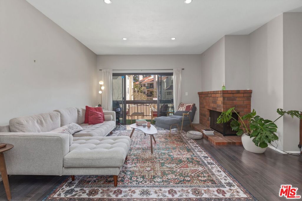 8180 Manitoba Street #223
