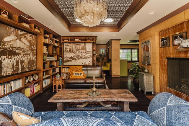 4953 Alta Canyada Road, La Canada Flintridge CA: https://media.crmls.org/mediaz/27108d8c-1f71-44dd-9445-b74819552d17.jpg