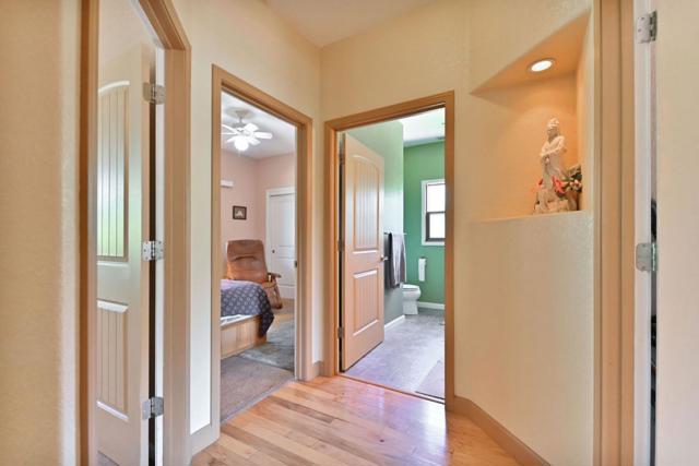 18757 Sunrise Way, Tuolumne CA: https://media.crmls.org/mediaz/2710e6be-0ca8-4ad8-8111-a0623983bfb1.jpg