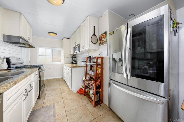 Image 13 of 28 For 2326 32nd Street