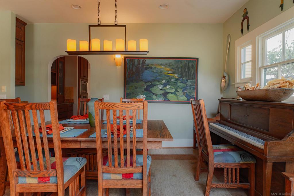 210 6th Ave - photo 13
