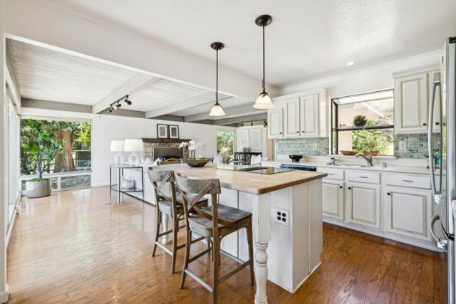 1207 Godetia Drive, Woodside CA: https://media.crmls.org/mediaz/27113055-e54c-4490-ba6f-565519fa795f.jpg
