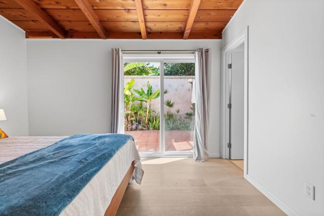 Detail Gallery Image 38 of 44 For 7209 Draper, La Jolla,  CA 92037 - 3 Beds | 3 Baths