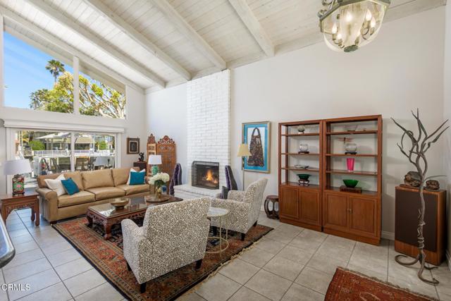 Detail Gallery Image 5 of 38 For 2666 Bayshore Ave, Ventura,  CA 93001 - 5 Beds | 3 Baths