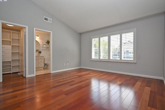 226 Promenade Ln, Danville CA: https://media.crmls.org/mediaz/2712e4d4-9fb8-47bd-8f95-fd312a8e1612.jpg