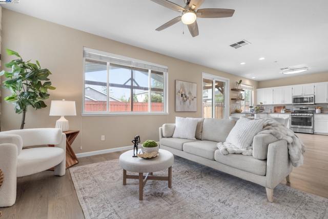 Image 16 of 60 For 6953 Bear Creek Dr