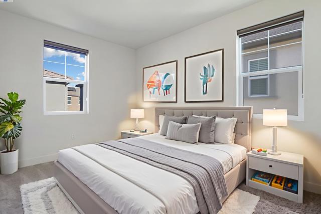 2208 Daimler St, Lathrop CA: https://media.crmls.org/mediaz/2713bc65-8278-4057-9466-1ea56ec4414f.jpg