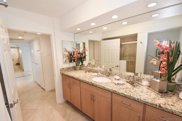 Image 19 of 29 For 1820 Avenida Del Mundo  Unit #805