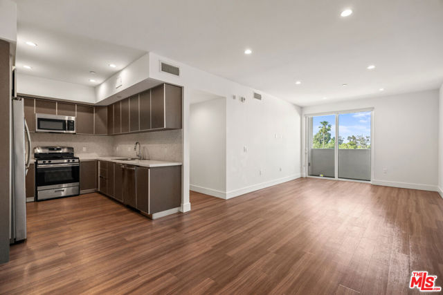 3618 Dunn Drive, Los Angeles CA: https://media.crmls.org/mediaz/2714df6a-f6a5-4346-ad52-47b31358a87a.jpg