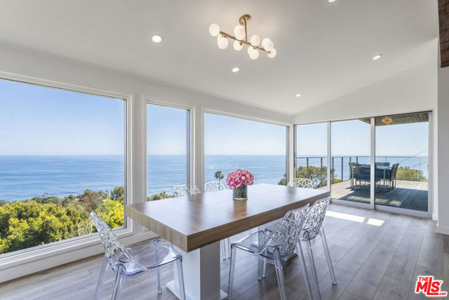 32701 Vista De Los Ondas Street, Malibu CA: https://media.crmls.org/mediaz/2715e376-ef8c-4de8-aba1-eb340ce3ae60.jpg