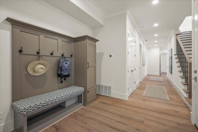 17435 Phillips Avenue, Los Gatos CA: https://media.crmls.org/mediaz/271658ca-e34a-4498-a6c3-9bb377fa21e4.jpg