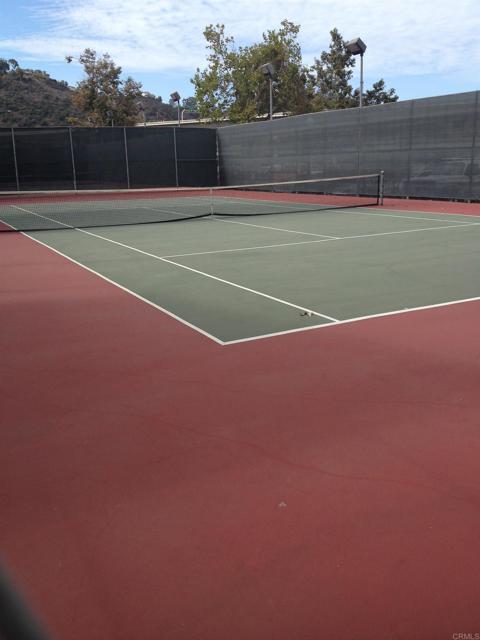 Detail Gallery Image 4 of 8 For 5966 Rancho Mission Rd #224,  San Diego,  CA 92108 - 1 Beds | 1 Baths