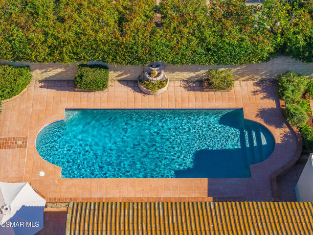 4524 Greengate Court, Westlake Village CA: https://media.crmls.org/mediaz/27171aff-1dac-478d-acec-4345dc3617b5.jpg