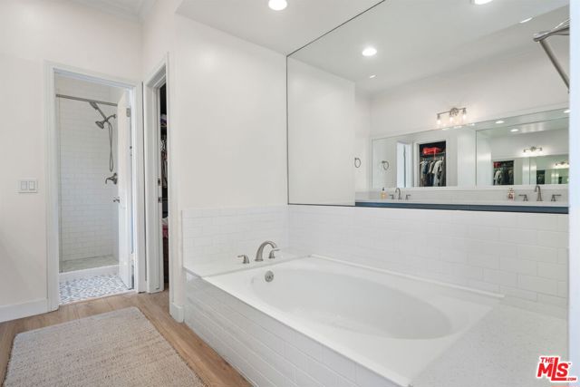 10336 Almayo Avenue, Los Angeles CA: https://media.crmls.org/mediaz/2717a461-98c1-4ae9-94f3-b4464eae4785.jpg