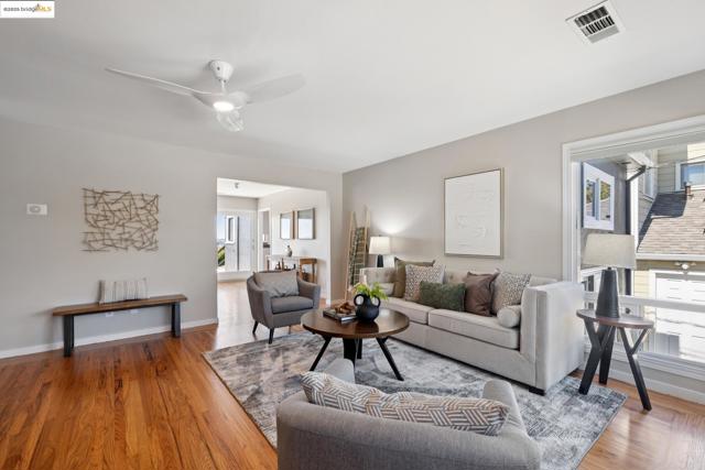 6338 Arlington Blvd, Richmond CA: https://media.crmls.org/mediaz/2717b14a-794c-4063-8387-4ef76733152a.jpg