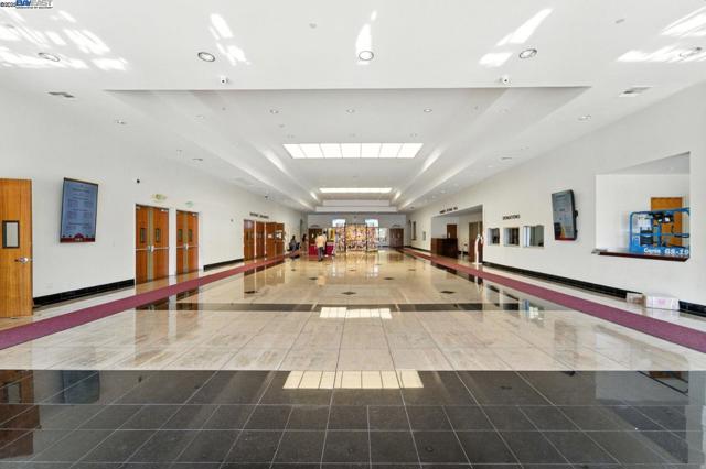 418 Desert Holly St, Milpitas CA: https://media.crmls.org/mediaz/2717d64e-a524-4a91-b696-9a1ed3828f30.jpg