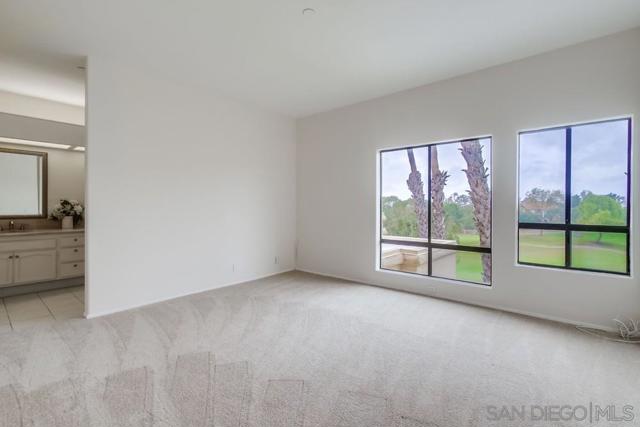 12122 Royal Birkdale Row, San Diego CA: https://media.crmls.org/mediaz/27185ad5-eb3f-437c-83f3-1d76a7c74a4f.jpg