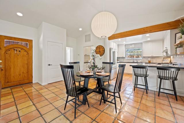 869 Eugenie Avenue, Encinitas CA: https://media.crmls.org/mediaz/2718dd43-a365-4174-b3c6-d95c7fb31231.jpg