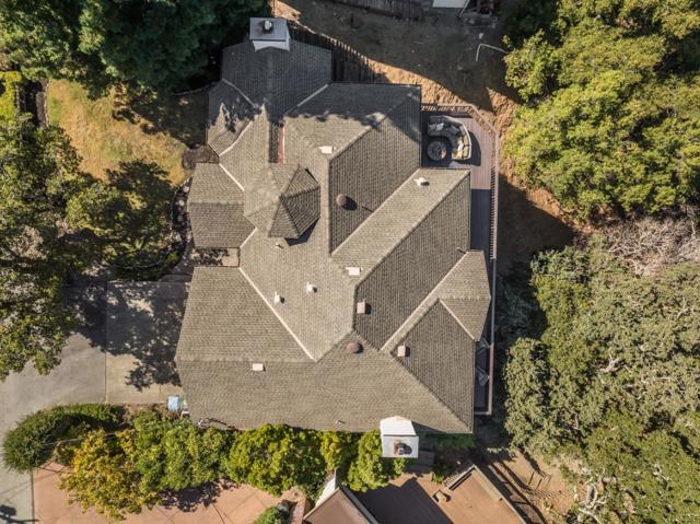 210 Montalvo Road, Redwood City CA: https://media.crmls.org/mediaz/27194827-ab54-437a-8de0-7410e706181b.jpg