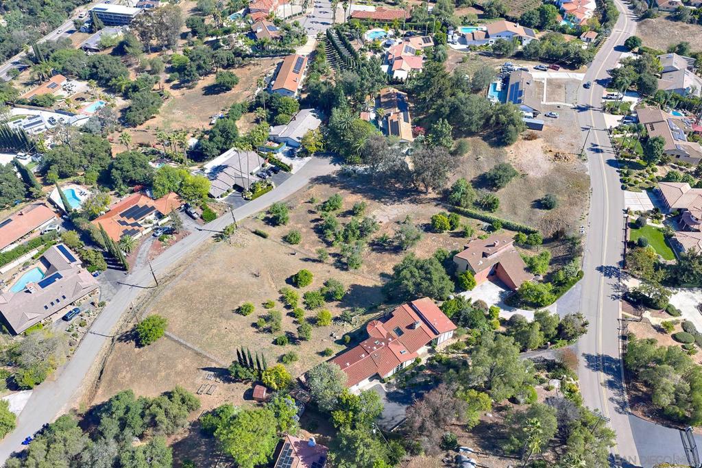 2448 Royal Crest - photo 4