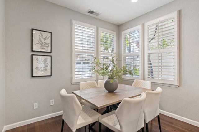 4126 Tobin Circle, Santa Clara CA: https://media.crmls.org/mediaz/2719a557-f2da-4217-b5ae-bd893510f18d.jpg