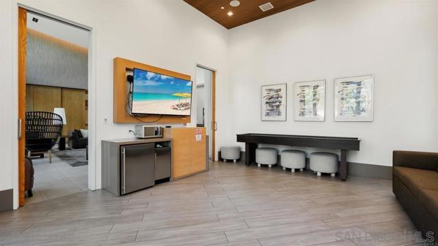 2472 Aperture Circle, San Diego CA: https://media.crmls.org/mediaz/2719f3d4-6838-4e90-b9f4-b39f3ba34d00.jpg