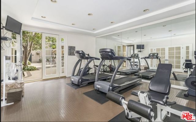 8455 Fountain Avenue, West Hollywood CA: https://media.crmls.org/mediaz/271a2837-927e-4a71-a7c2-1168ed35c7a2.jpg