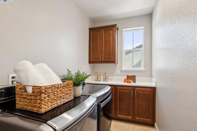 Image 37 of 60 For 29761 Cantera Dr