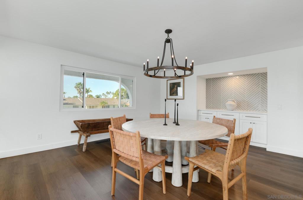 2904 Levante St - photo 7
