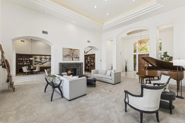 Home for Sale in Valley Center