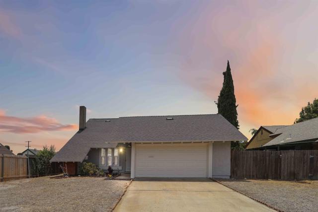 10945 El Nopal, Lakeside CA: https://media.crmls.org/mediaz/271ce91b-bb5e-4ce2-bd09-534b74af05ac.jpg