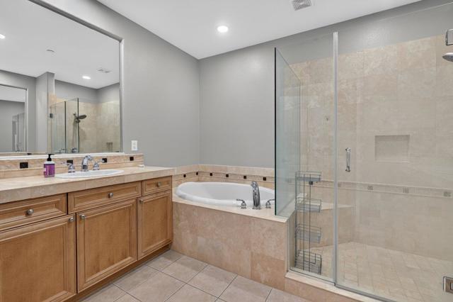 2073 Via Alba, Palm Desert, CA 92260
