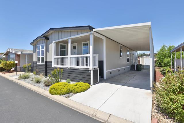 513 Olivian Drive, San Jose CA: https://media.crmls.org/mediaz/271da734-83b7-48d0-96d9-829a6744885f.jpg