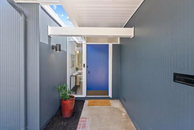 986 Loma Verde Avenue, Palo Alto CA: https://media.crmls.org/mediaz/271e253e-0e84-499c-8c9f-0b414407ccee.jpg