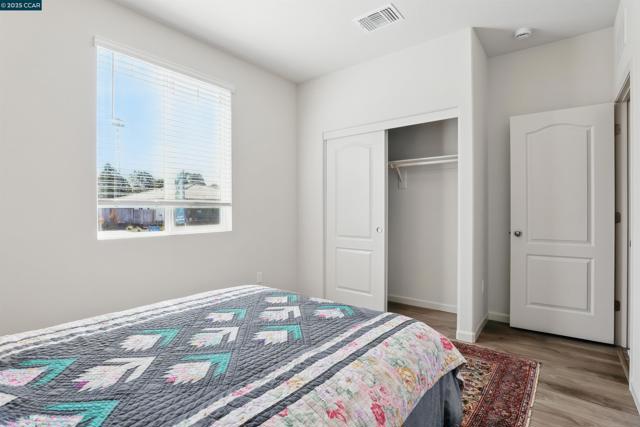 4105 Markovich Ct, Richmond CA: https://media.crmls.org/mediaz/271ec2dc-f317-4c5c-bbec-b919b888e19d.jpg