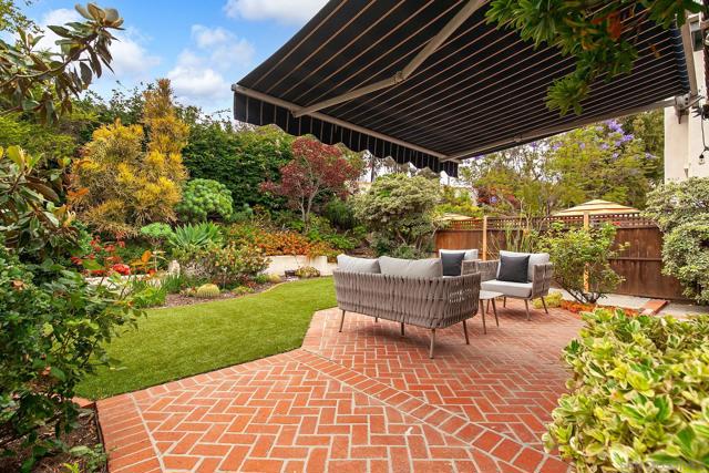 6422 CAMINITO LISTO, San Diego CA: https://media.crmls.org/mediaz/271f9ff8-aba3-43f8-a26b-da986ee81880.jpg