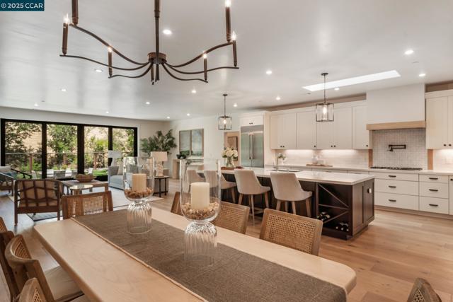 267 Valle Vista Dr, Danville CA: https://media.crmls.org/mediaz/271fb095-f992-472f-9818-fda0c05883cb.jpg