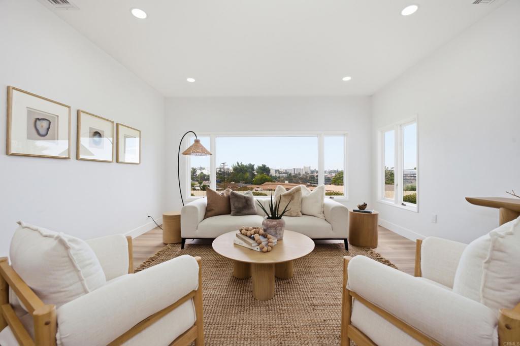 6111 Del Cerro Boulevard - photo 9
